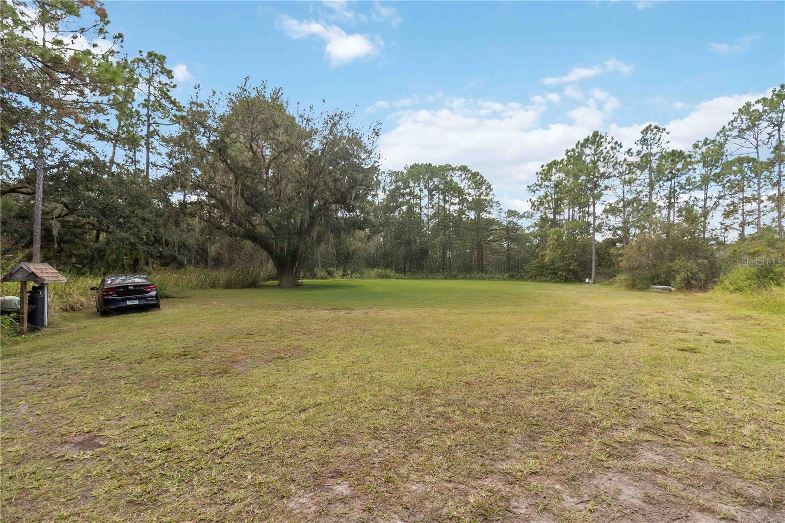 NEW EDEN ON THE LAKES UNIT 6 - Residential