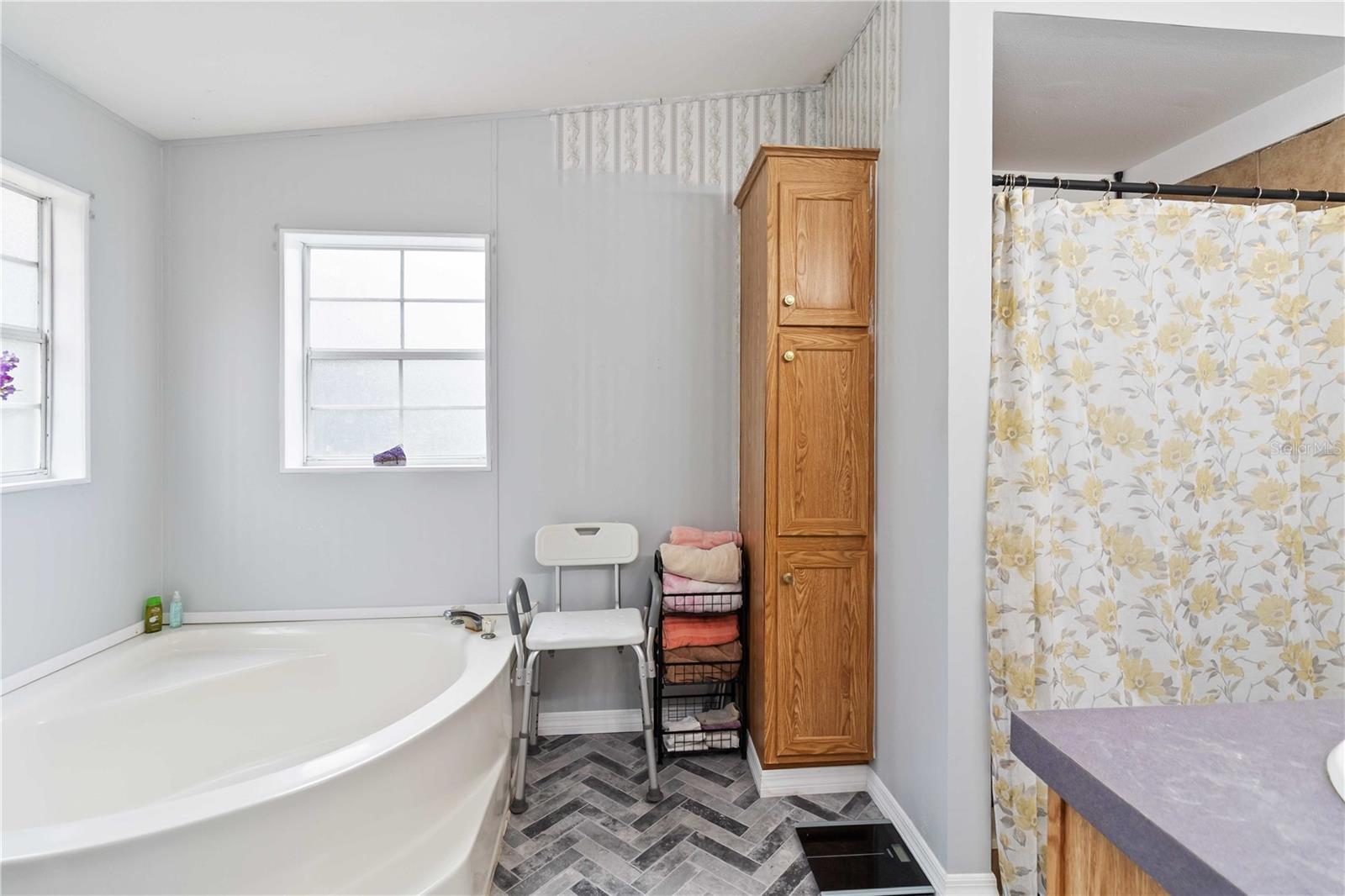 NEW EDEN ON THE LAKES UNIT 6 - Residential