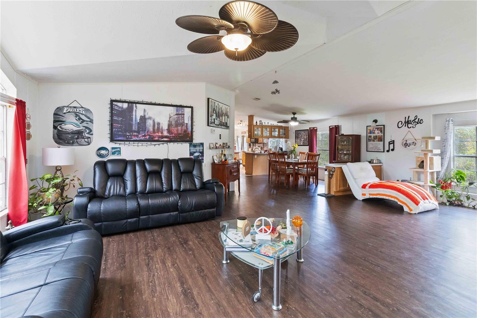 NEW EDEN ON THE LAKES UNIT 6 - Residential