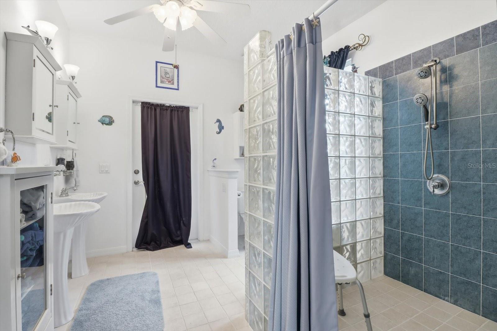 PINE RIDGE UNIT 01 - Residential