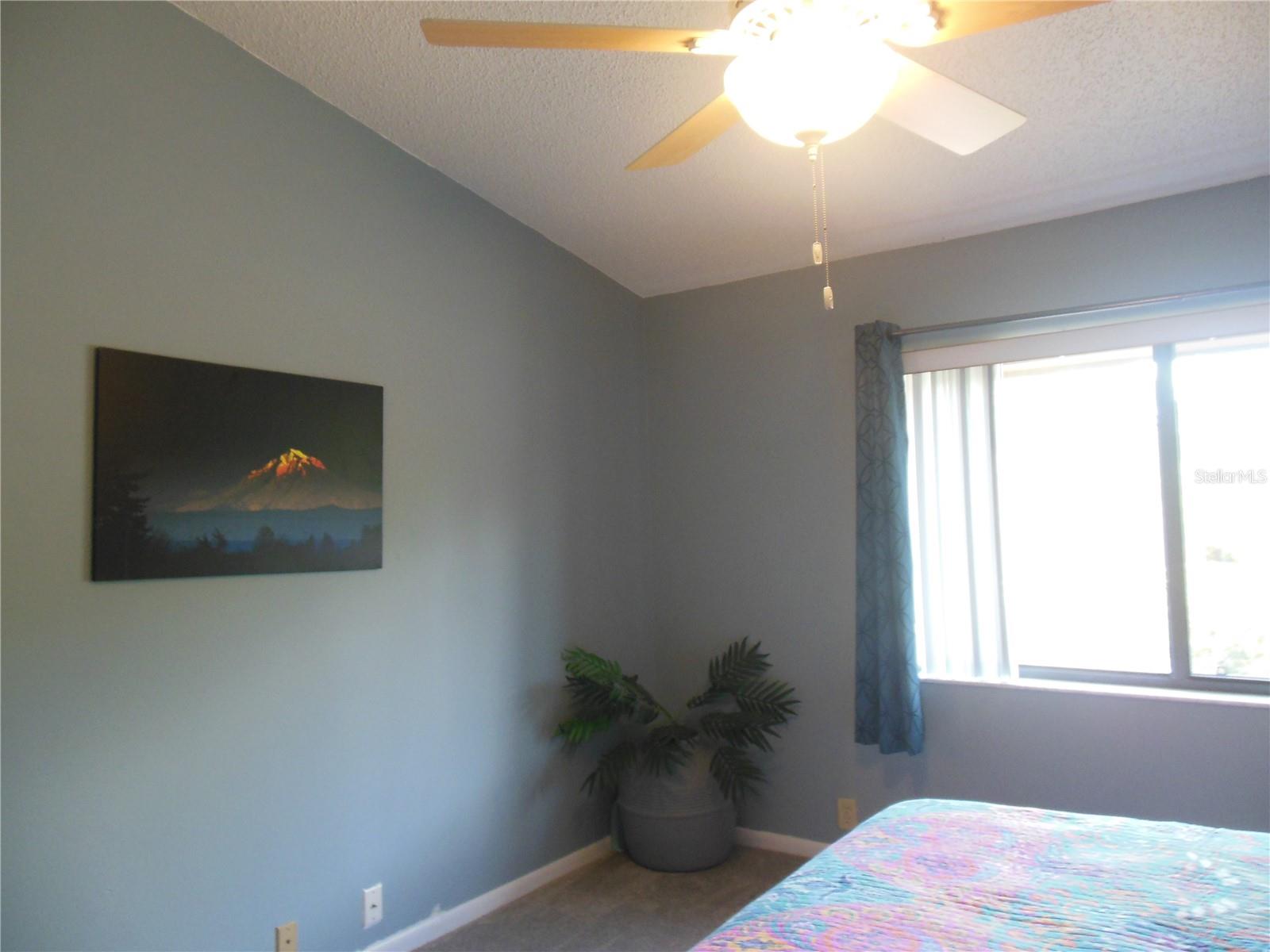 LANDMARK OAKS COND0 - Residential