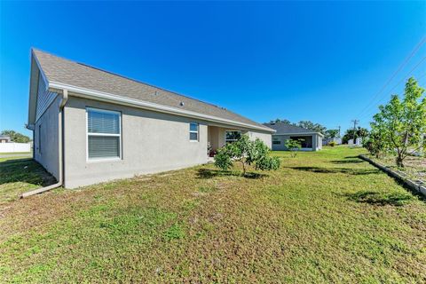 A home in PALMETTO