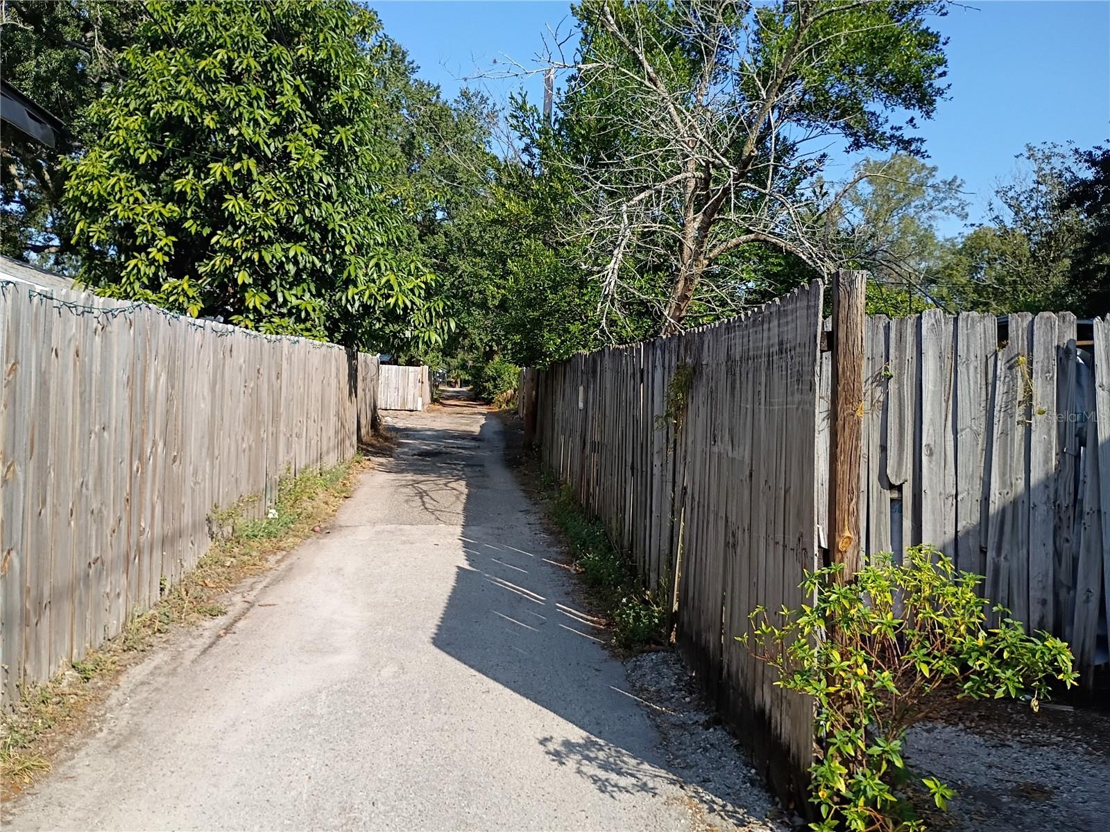 IDLEWILD ON THE HILLSBOROUGH - Residential