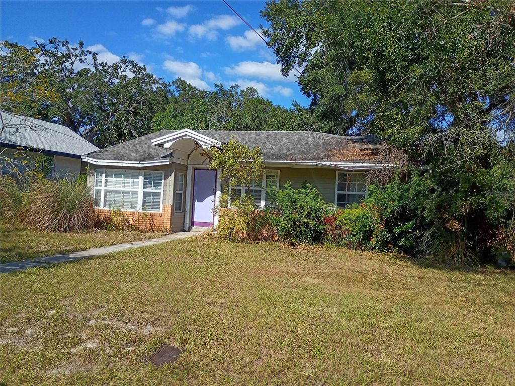 Photo of 705 W Idlewild Avenue, Tampa, FL 33604 (MLS # TB8447443)