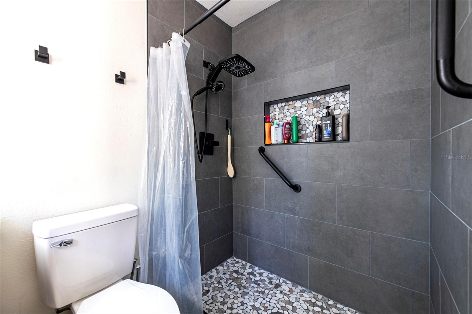 AUTUMN RUN - Residential