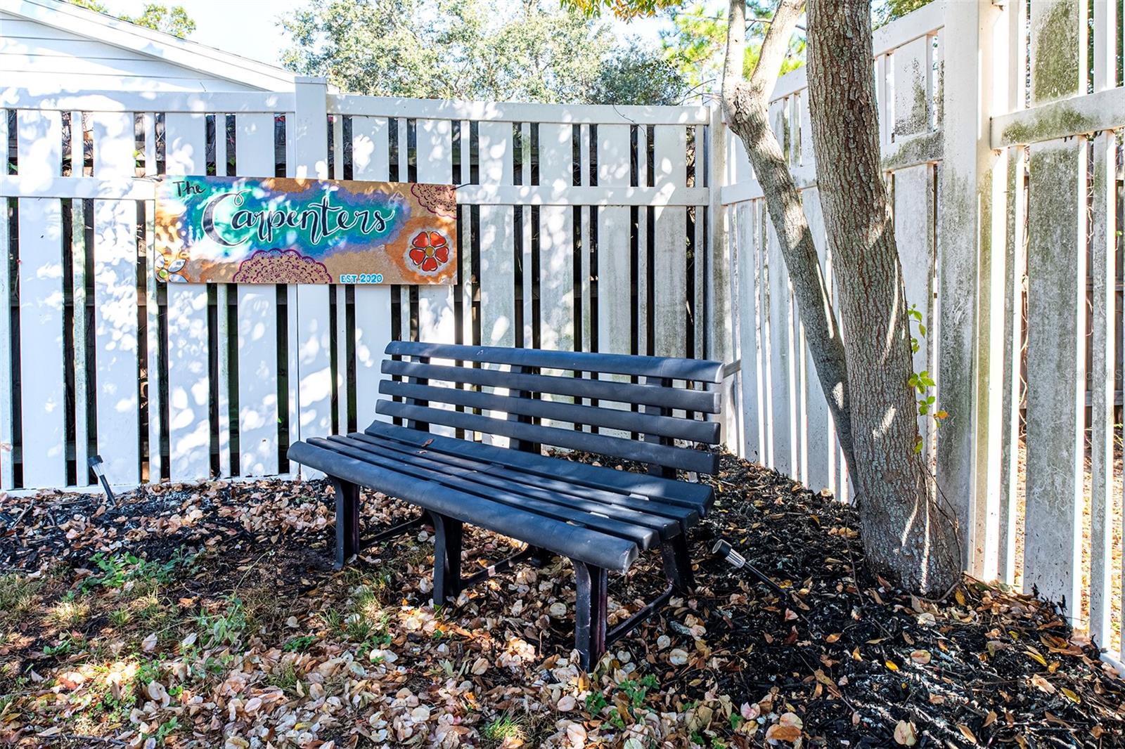 AUTUMN RUN - Residential