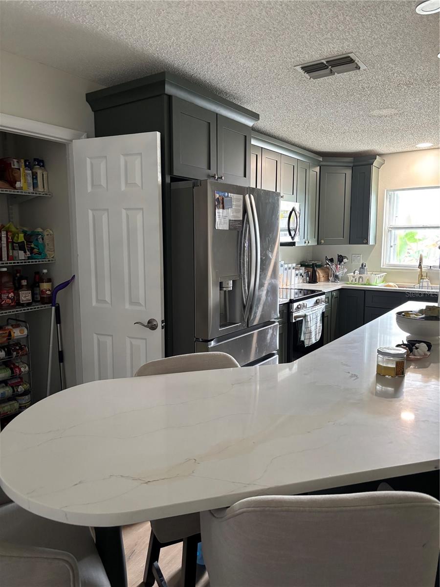 AUTUMN RUN - Residential