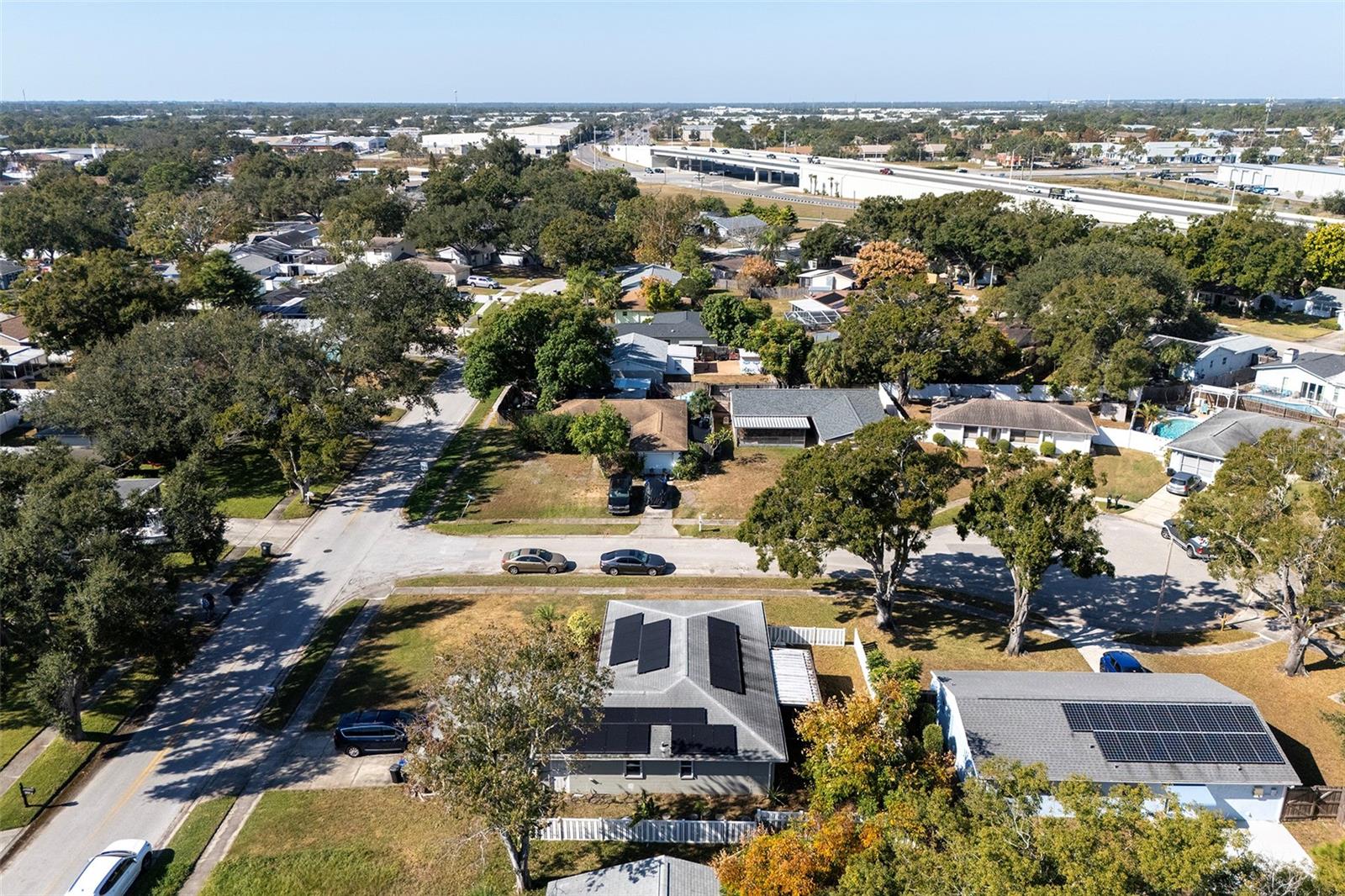 AUTUMN RUN - Residential