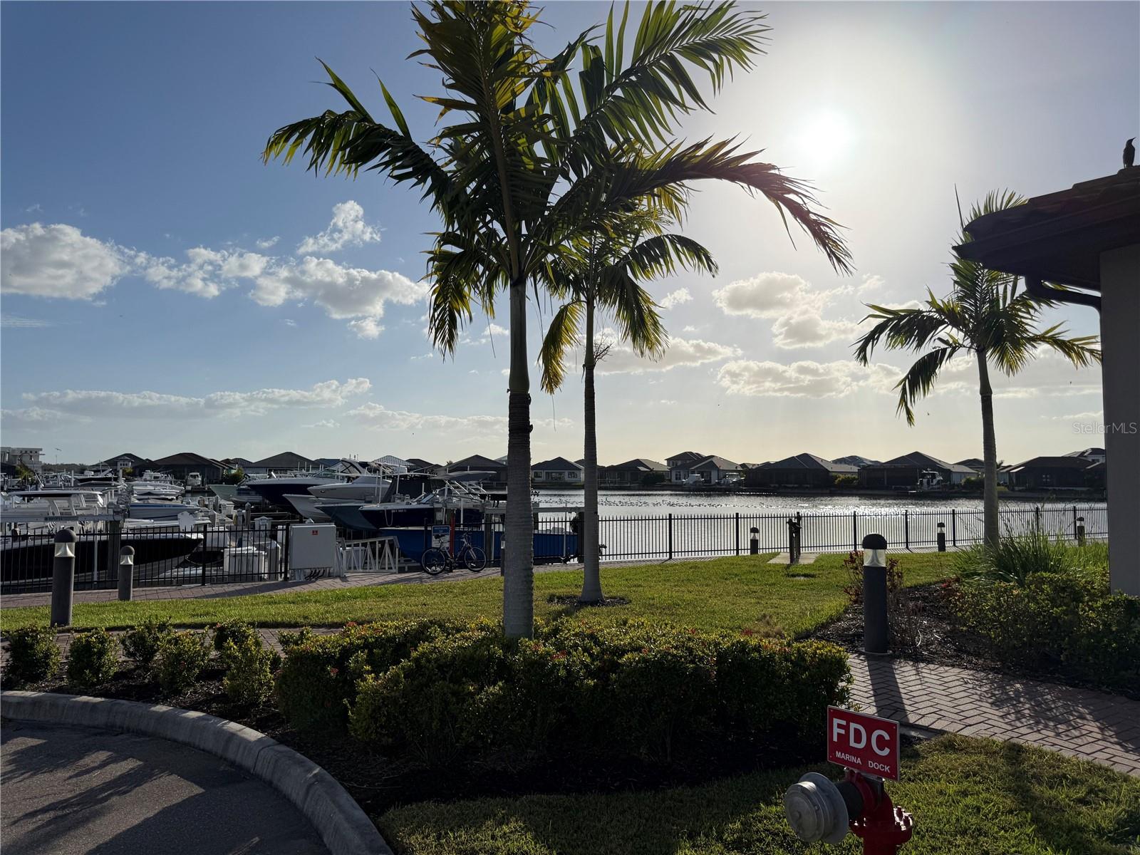 SANCTUARY COVE - Residential