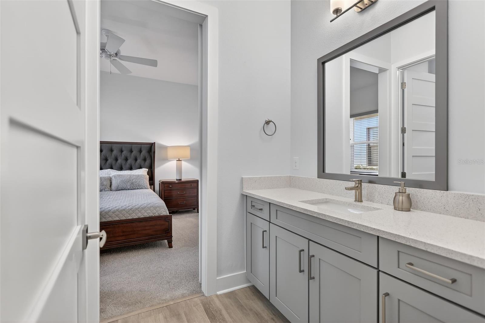 SANCTUARY COVE - Residential