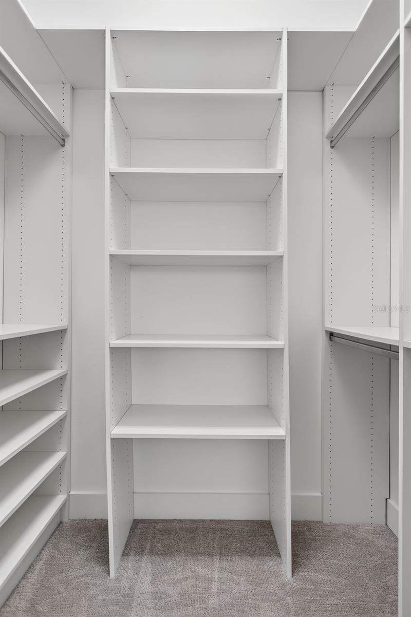 SANCTUARY COVE - Residential