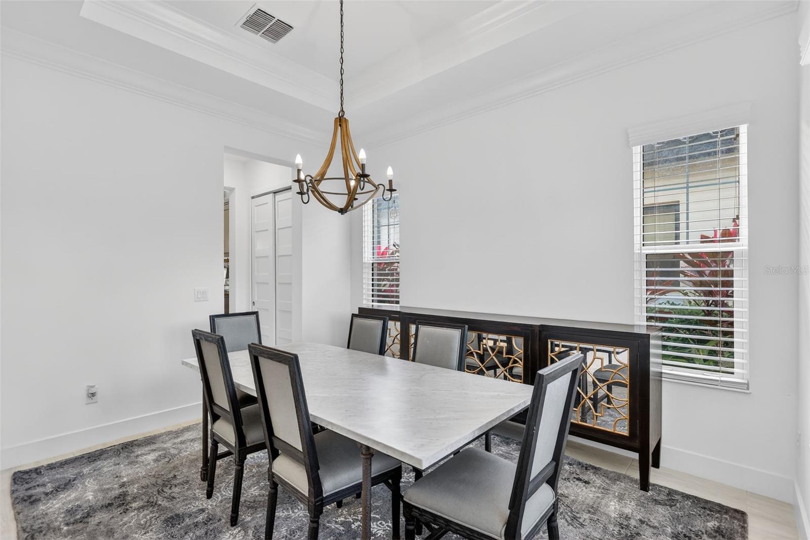 SANCTUARY COVE - Residential