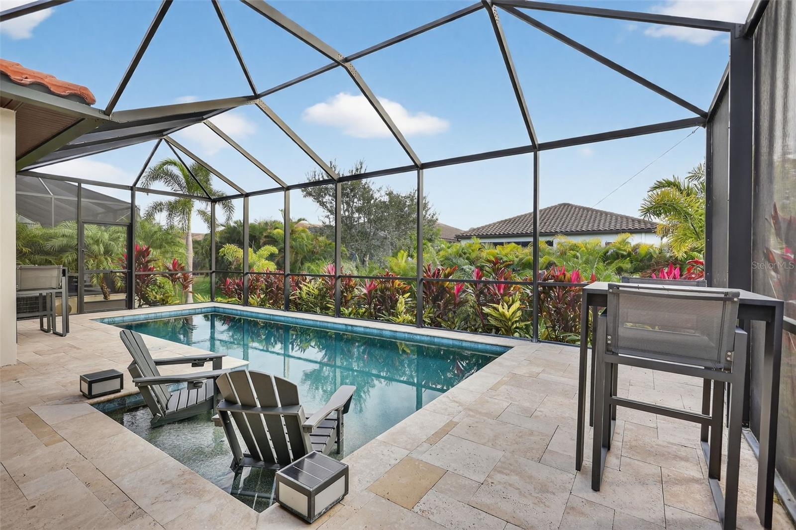 SANCTUARY COVE - Residential