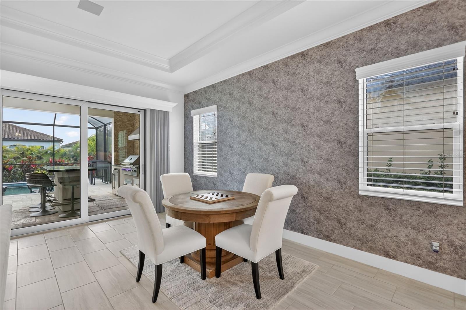 SANCTUARY COVE - Residential