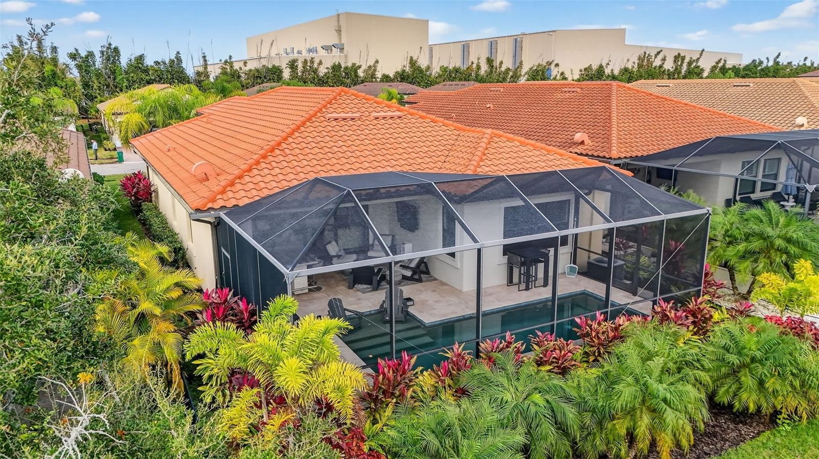 SANCTUARY COVE - Residential