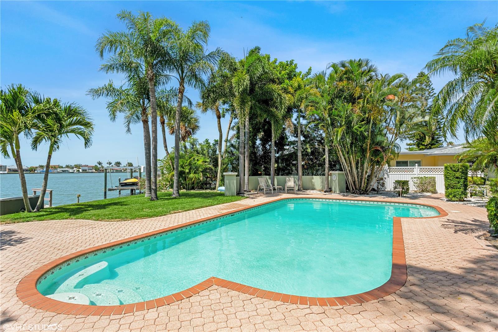 BATH CLUB ESTS 1ST ADD - Residential