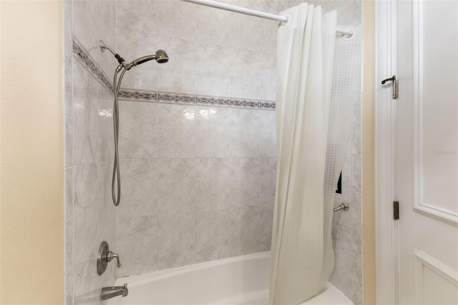 HUNTERS GREEN PRCL 10B - Residential