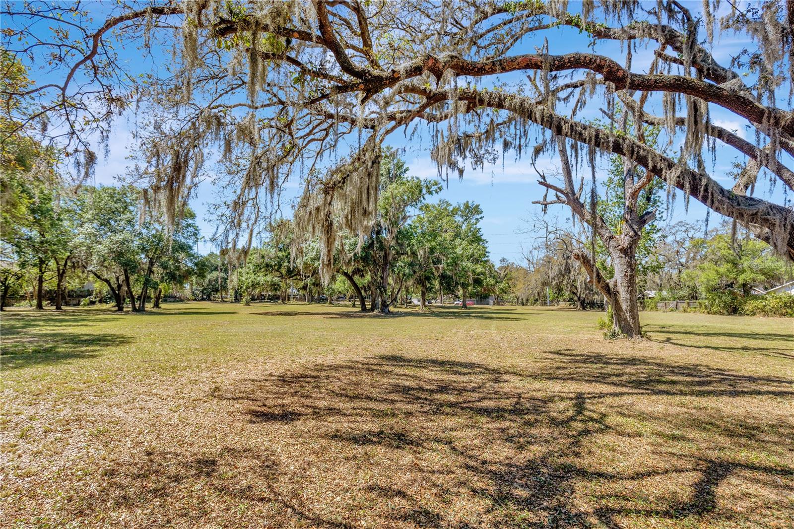 BETTY JEAN HEIGHTS - Land