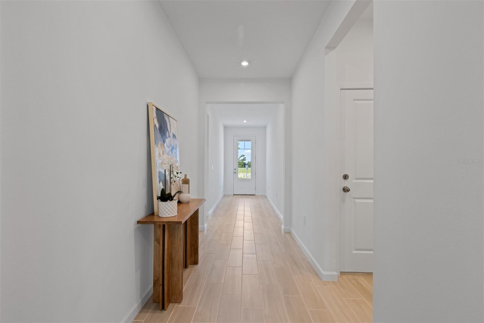 2612 GINSENG IVY STREET