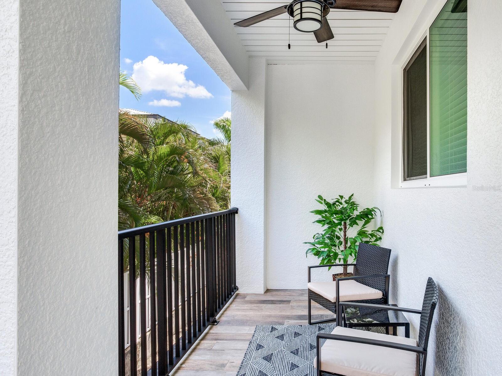 GAY SHORES - Residential Lease