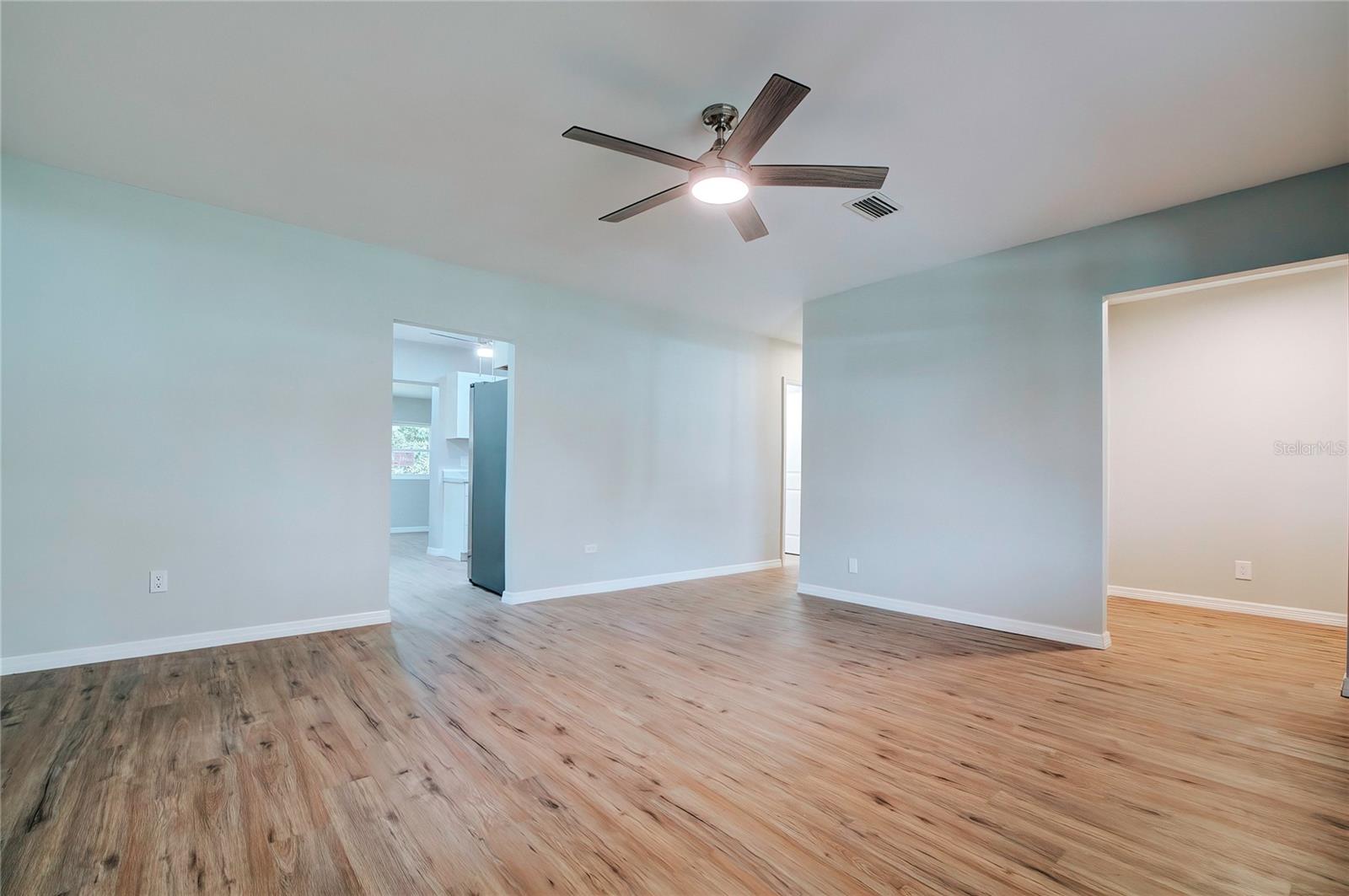 MEADOVISTA - Residential