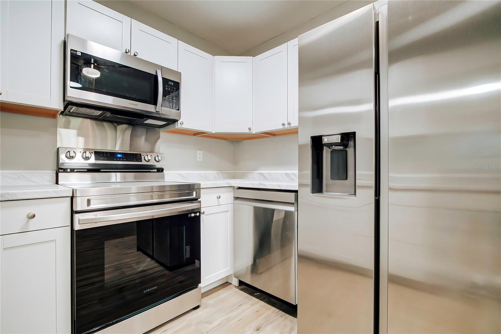 MEADOVISTA - Residential