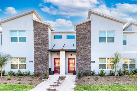 Photo of 3011 Penelope Loop, Kissimmee, FL 34746 (MLS # O6382950)