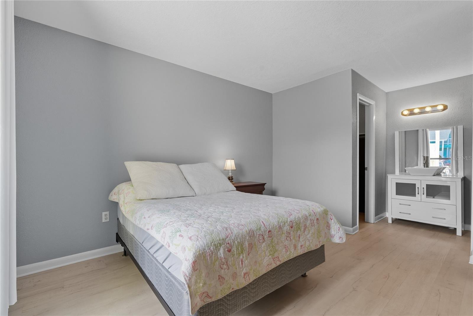 HARBOR CLUB CONDO - Residential