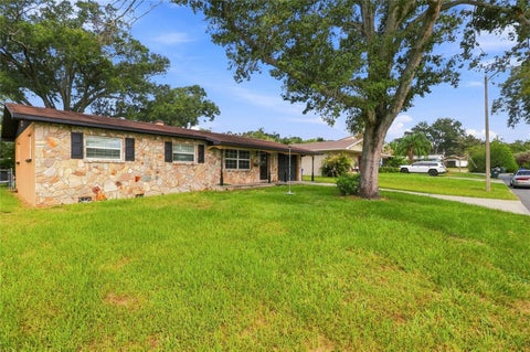 Property photo of 3203 Carleton Circle E, Lakeland, FL 33803