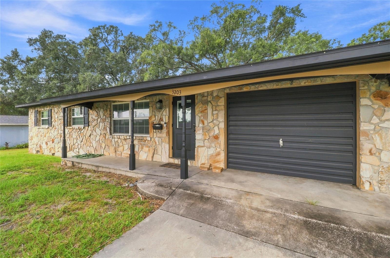 3203 CARLETON CIRCLE E