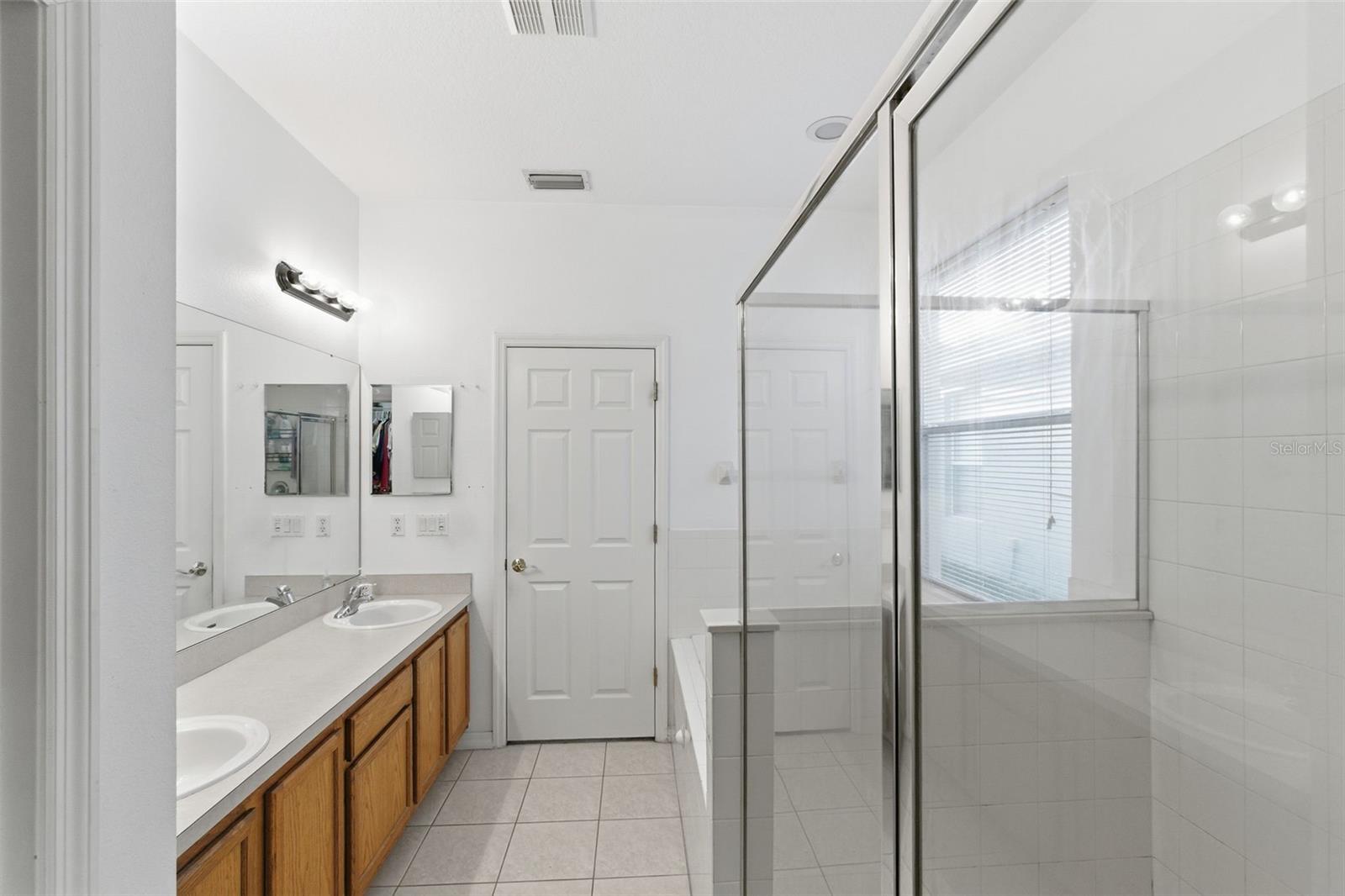 SIGNATURE LKS-PCL 01B - Residential