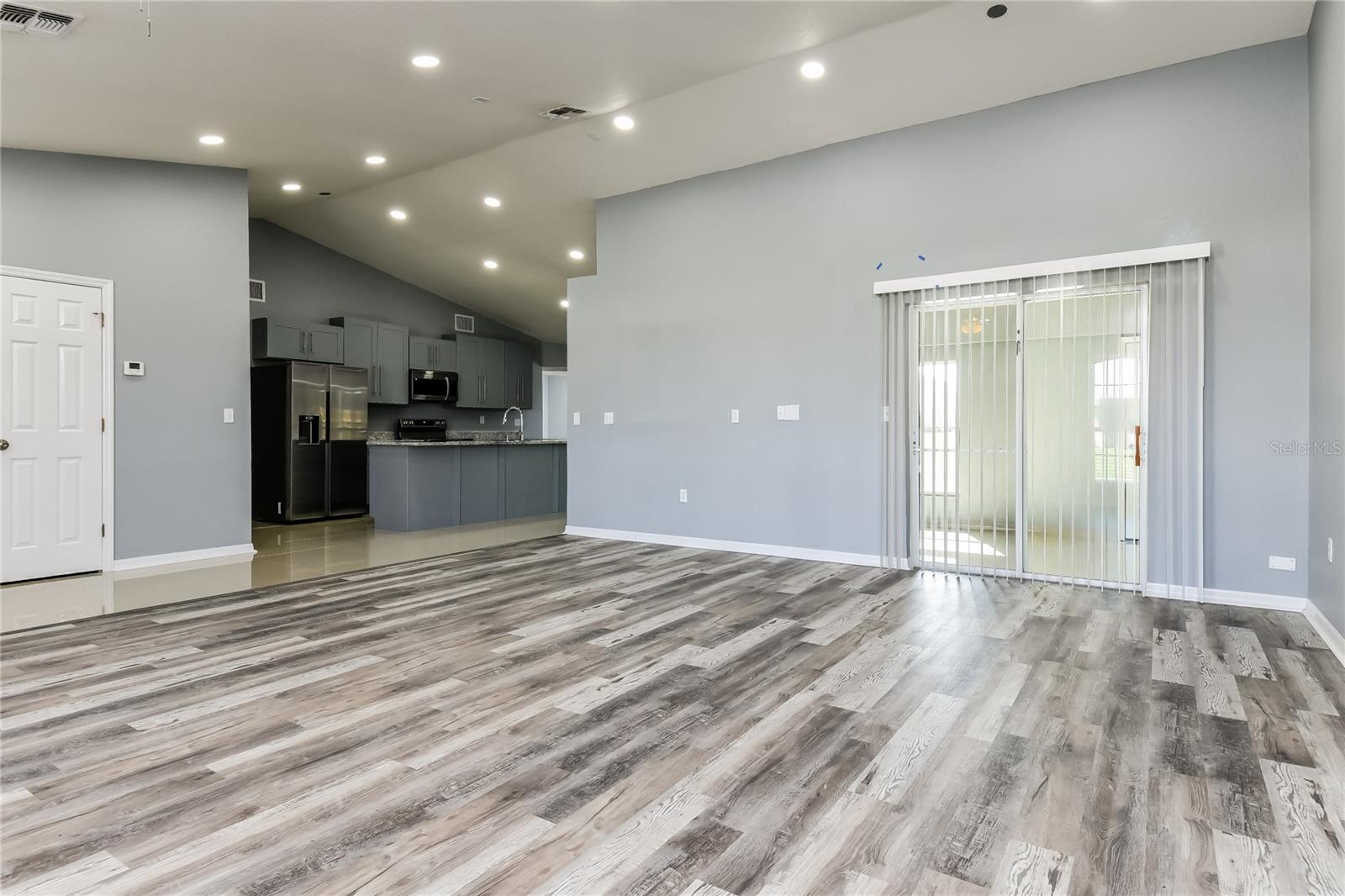1054 SUMMER GLEN DRIVE