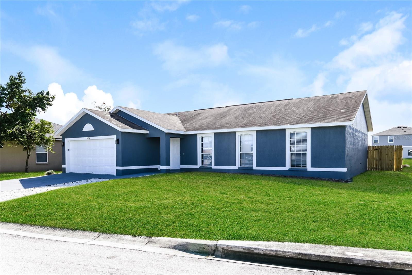 1054 SUMMER GLEN DRIVE
