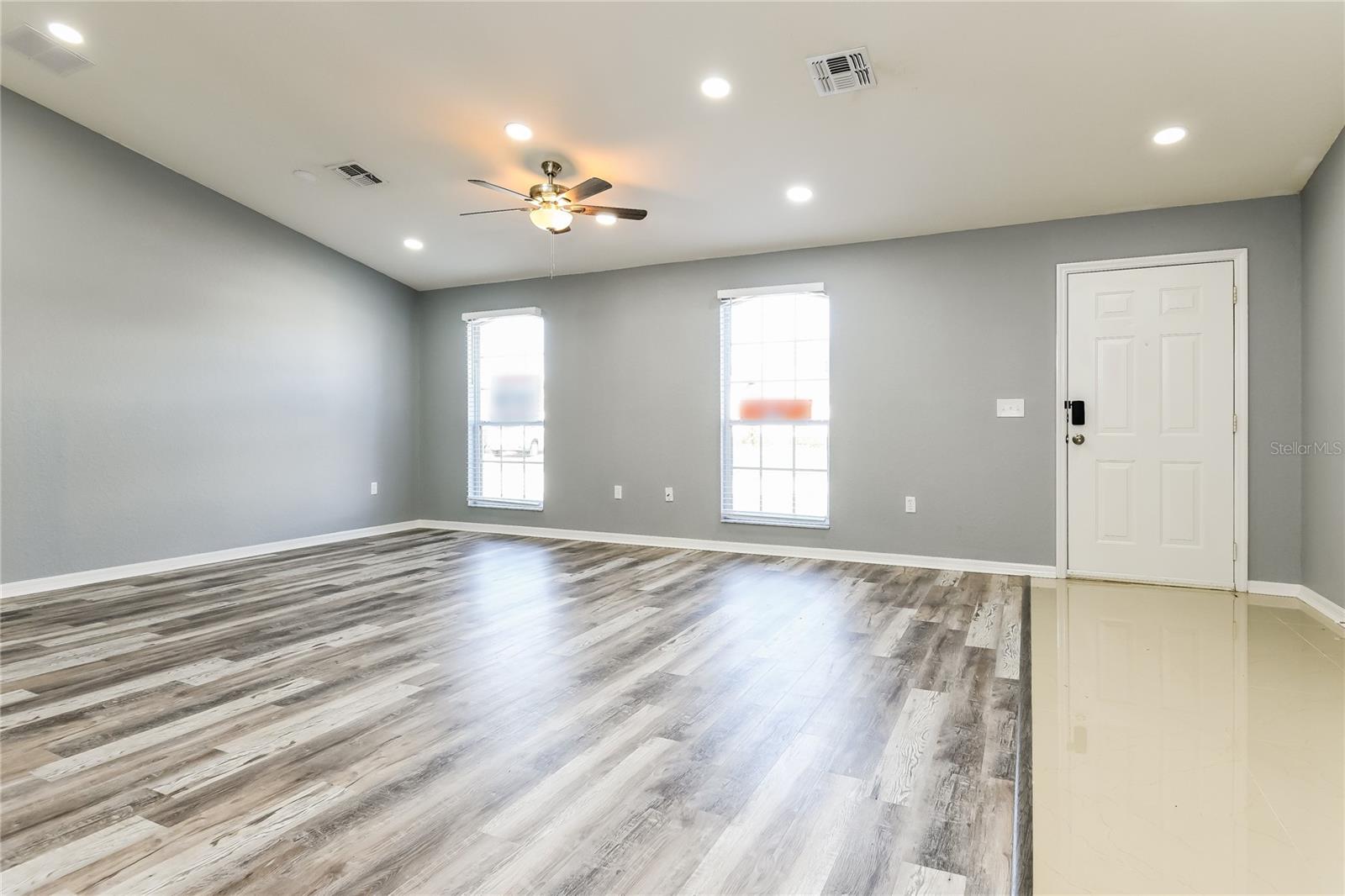 1054 SUMMER GLEN DRIVE