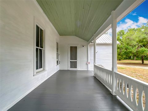Tiny photo for 511 E Mirror Lake Drive, Fruitland Park, FL 34731 (MLS # O6336425)