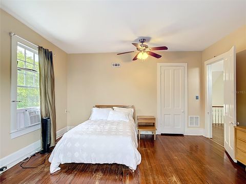 Tiny photo for 511 E Mirror Lake Drive, Fruitland Park, FL 34731 (MLS # O6336425)