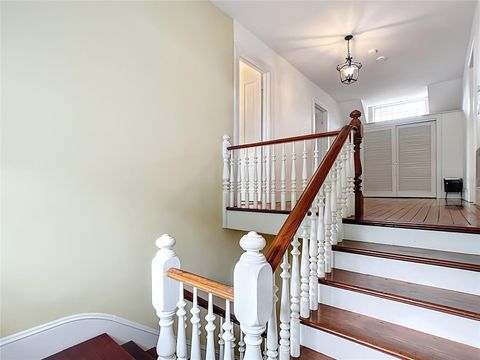 Tiny photo for 511 E Mirror Lake Drive, Fruitland Park, FL 34731 (MLS # O6336425)