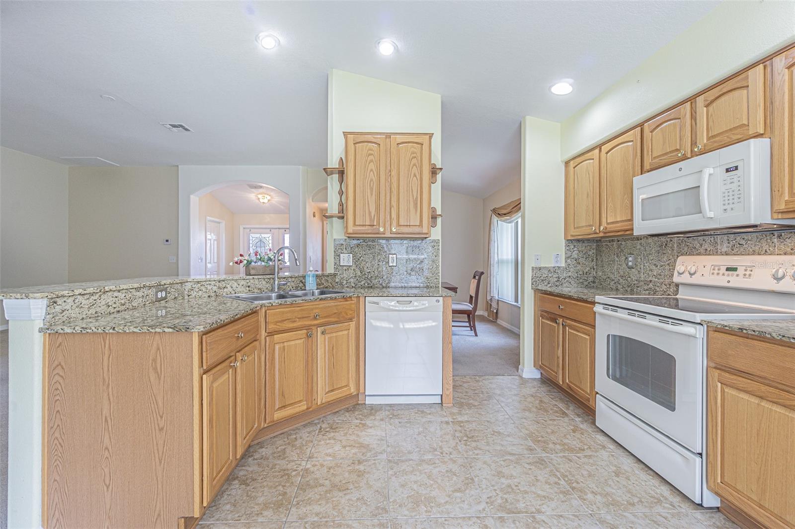 TAMPA BAY GOLF & TENNIS CLUB PH 05C - Residential