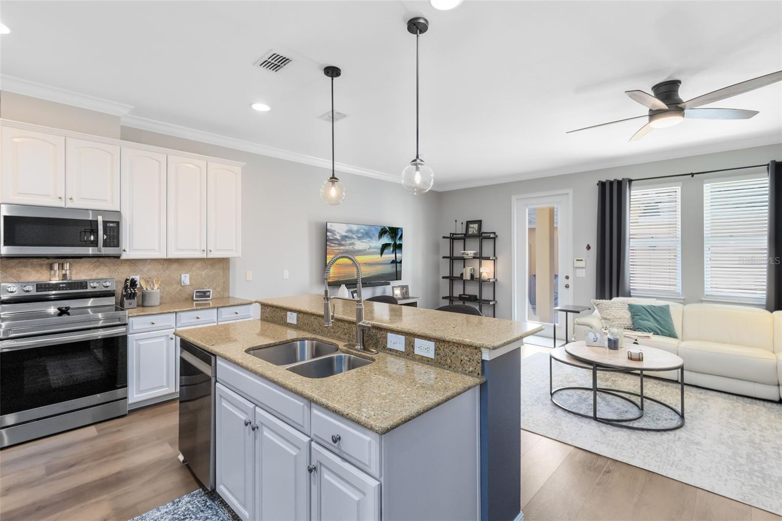 SAVANNAH PARK - Residential