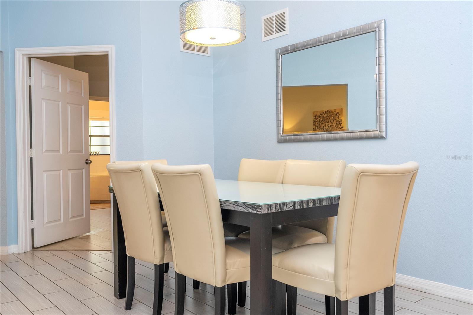 CARIBE COVE PH 02 CONDO - Residential