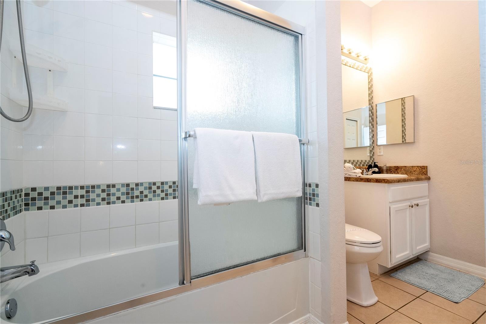 CARIBE COVE PH 02 CONDO - Residential