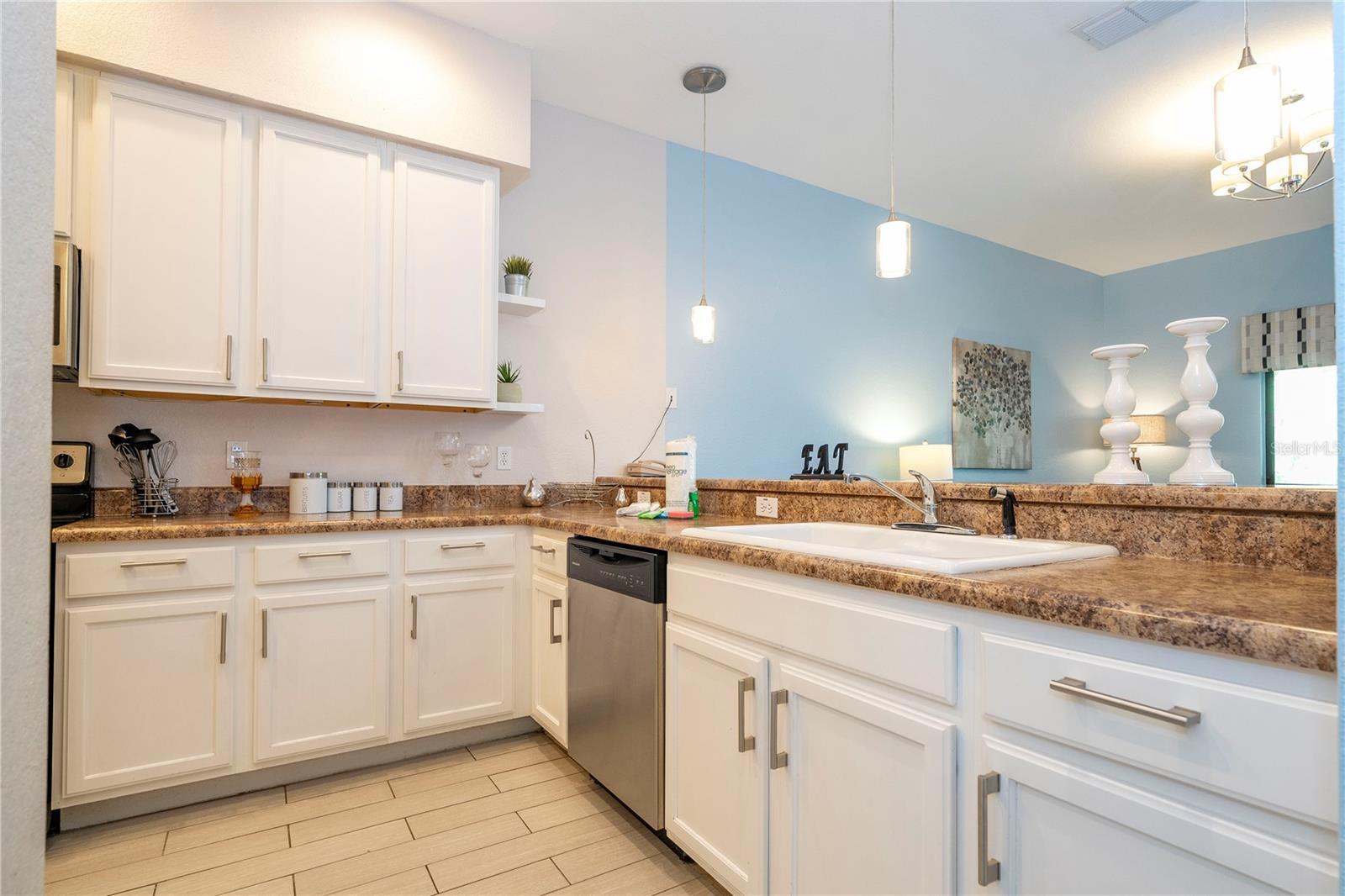 CARIBE COVE PH 02 CONDO - Residential