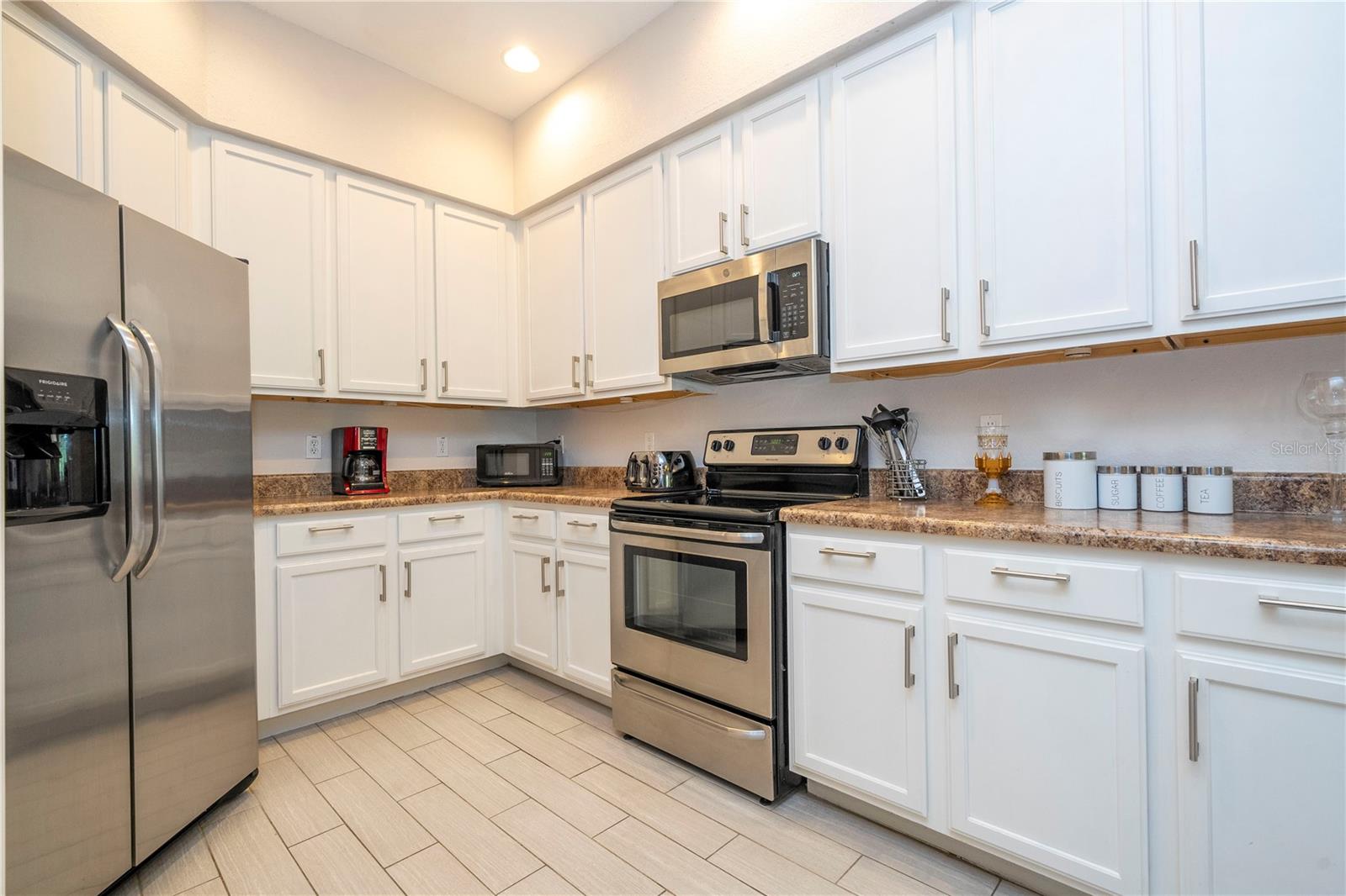 CARIBE COVE PH 02 CONDO - Residential