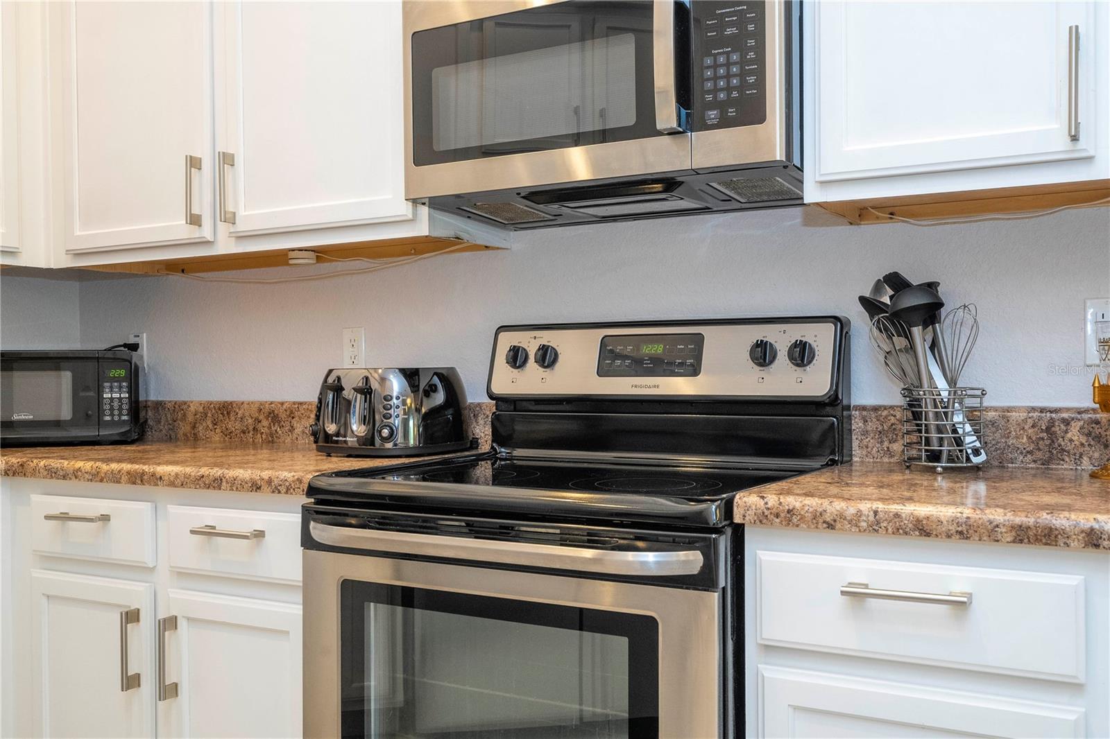 CARIBE COVE PH 02 CONDO - Residential