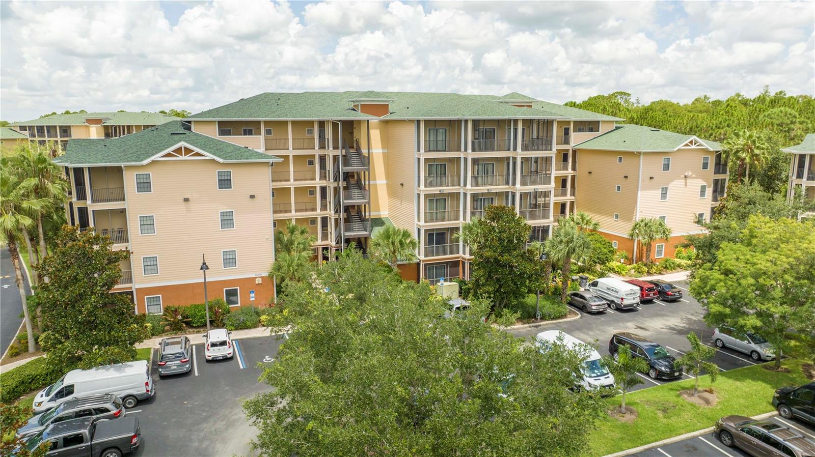 CARIBE COVE PH 02 CONDO - Residential