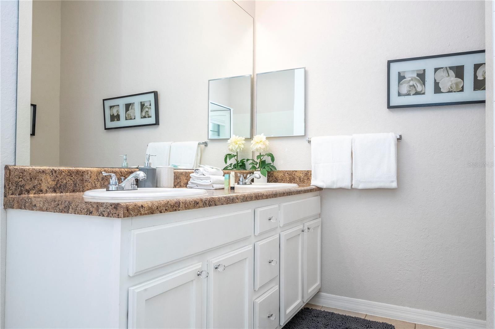 CARIBE COVE PH 02 CONDO - Residential