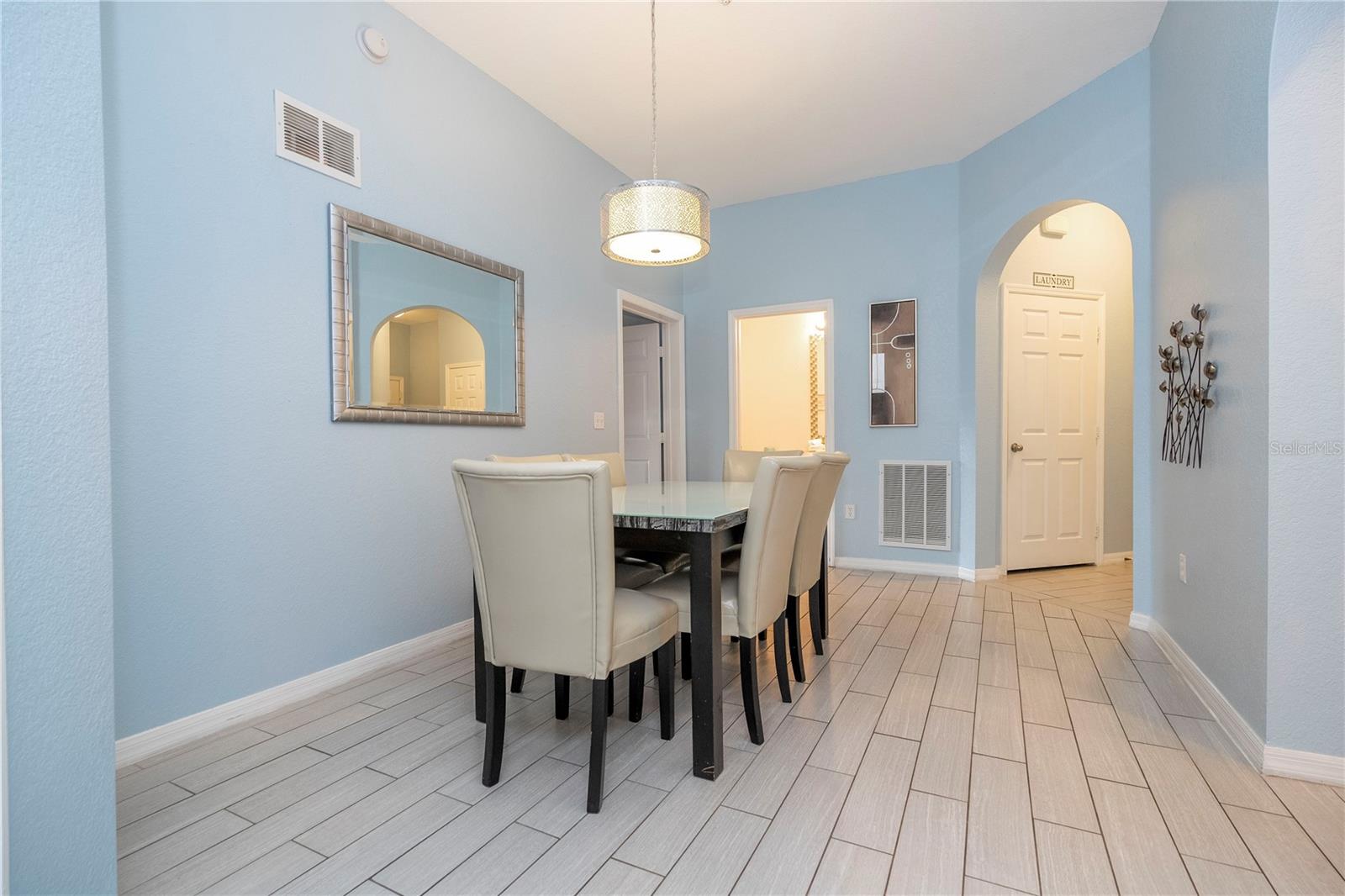 CARIBE COVE PH 02 CONDO - Residential