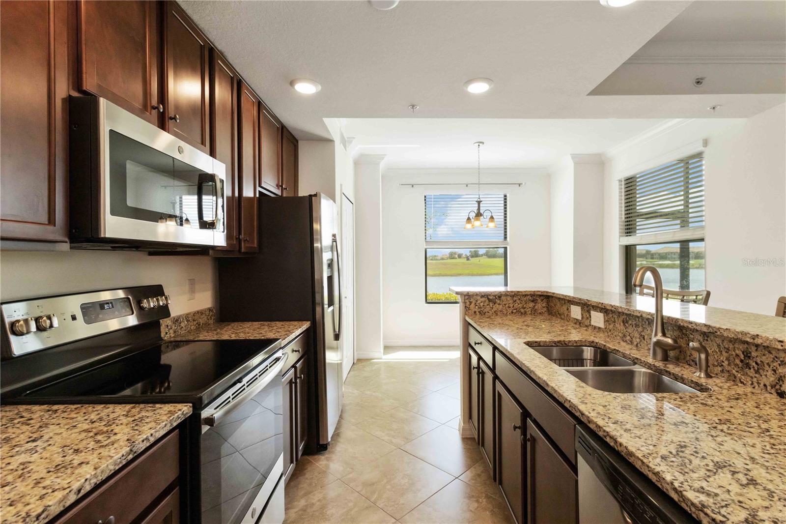 VERANDA IV AT LAKEWOOD NATIONAL PH II - Residential