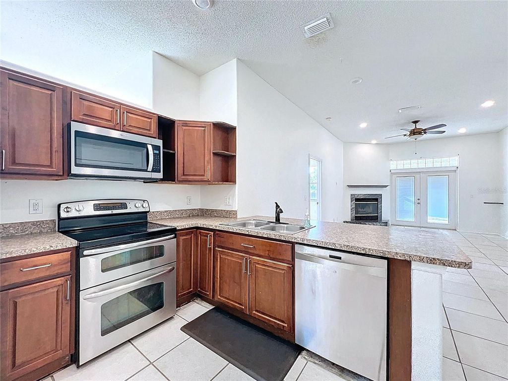 Photo of 11535 Wellman Drive, Riverview, FL 33578 (MLS # TB8375656)