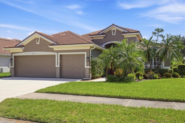 1020 CREEK NINE DR, NORTH PORT, FL 34291 - Image a233ed1dbefbffb4534e5e7669bbeb6e/77816146